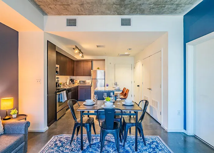 Apartment Homey 1bd - Downtown - Gym, Pool, Parking Phoenix