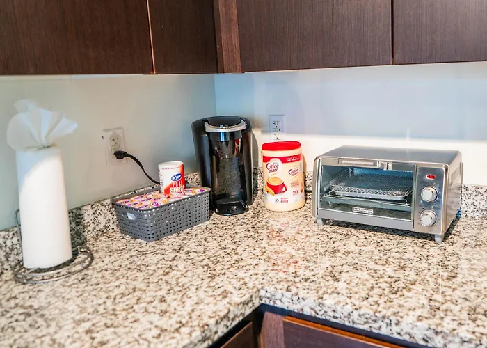 Homey 1bd - Downtown - Gym, Pool, Parking Phoenix